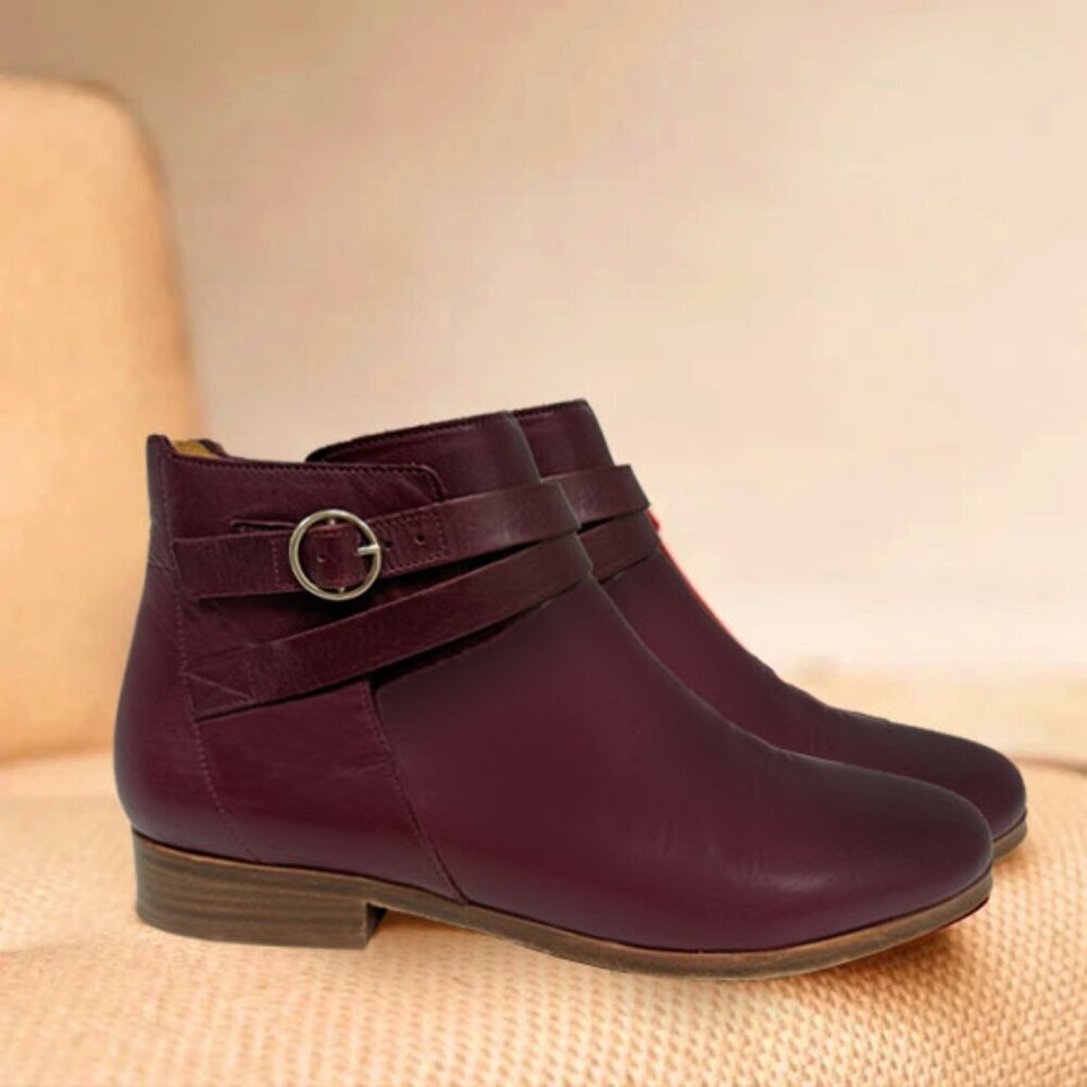 *RARE* Sézane Ankle Boots